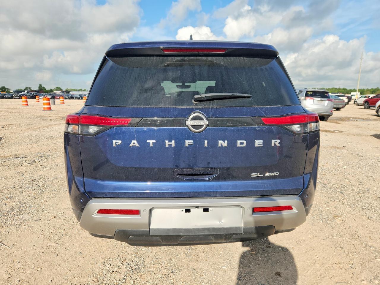 2024 Nissan Pathfinder Sl - Image 6