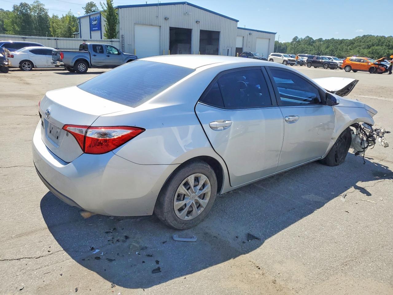 2016 Toyota Corolla L - Фото 3