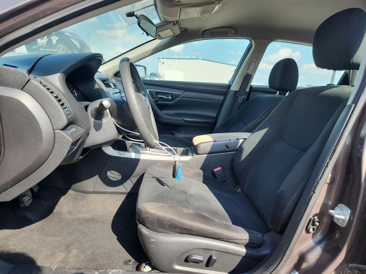 2015 Nissan Altima 2.5 S - Фото 7