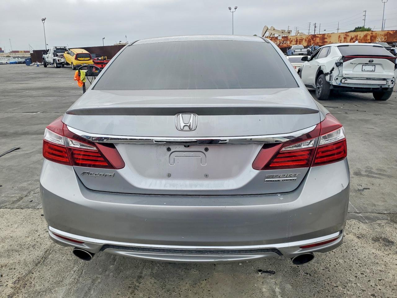 2017 Honda Accord Sport Special Edition - Фото 6