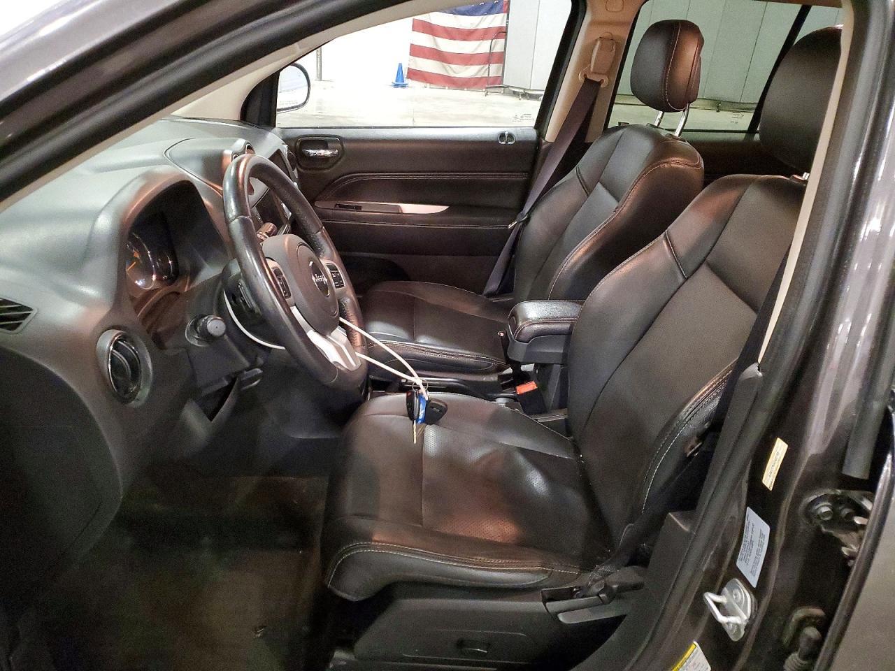 2016 Jeep Compass Latitude - Image 7