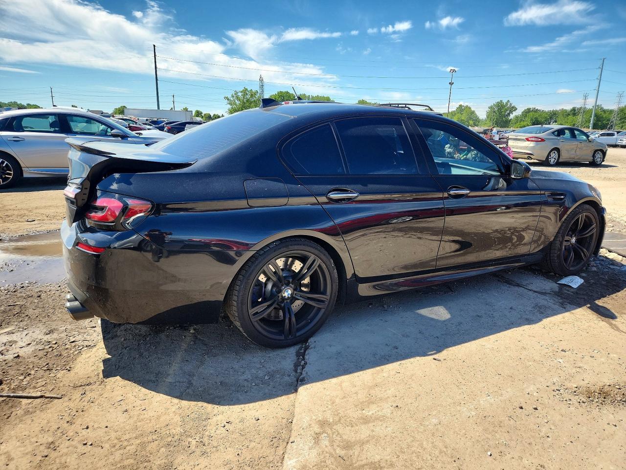 2013 BMW M5 - Фото 3