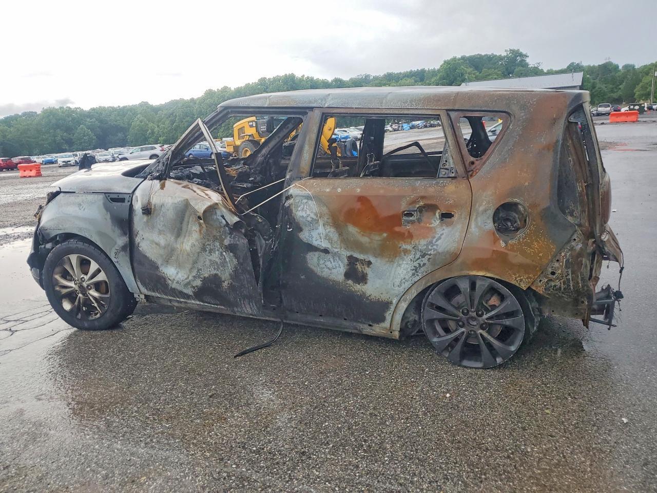 2016 Kia Soul + - Image 2