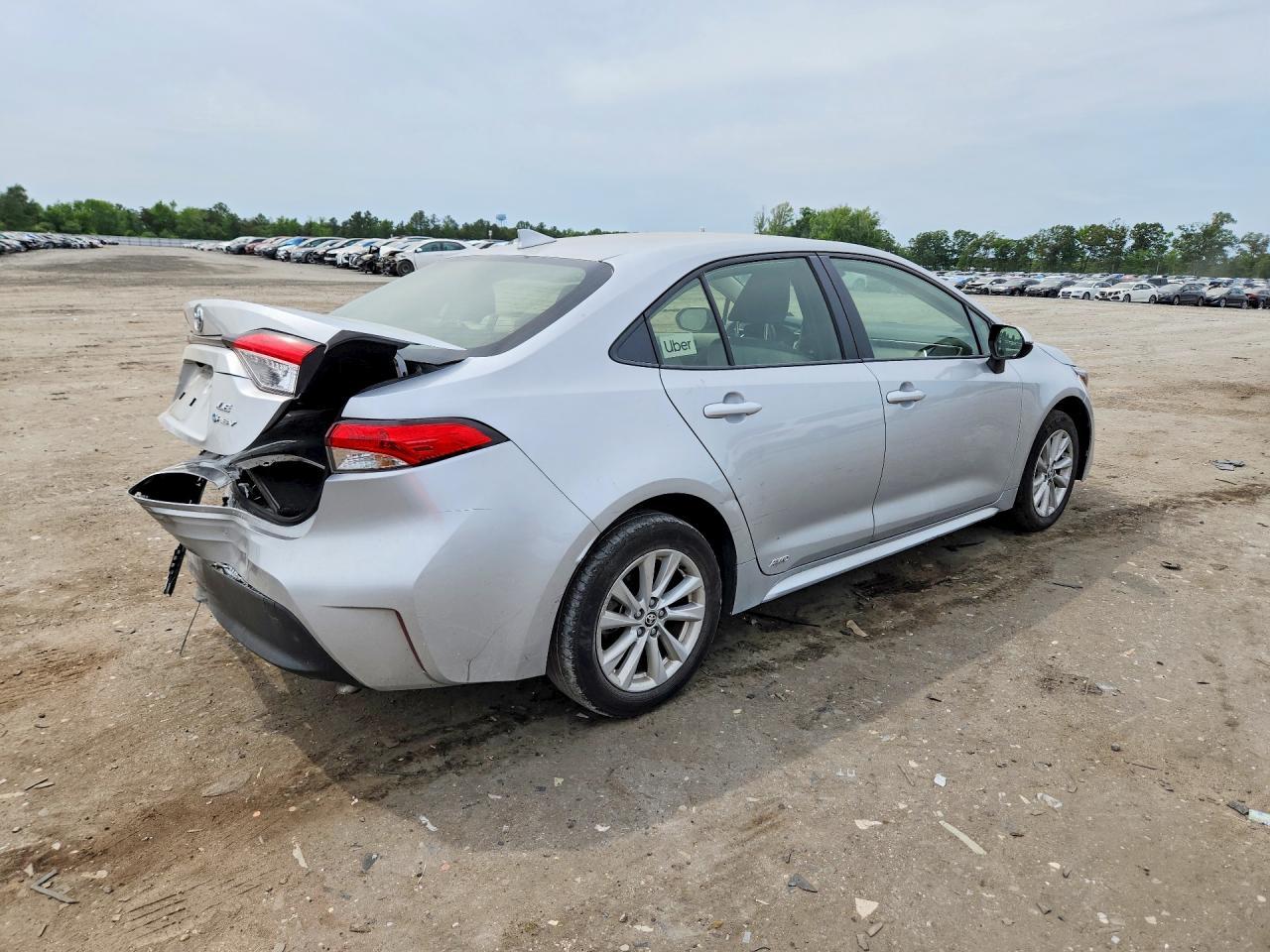 2025 Toyota Corolla Hybrid Le - Image 3