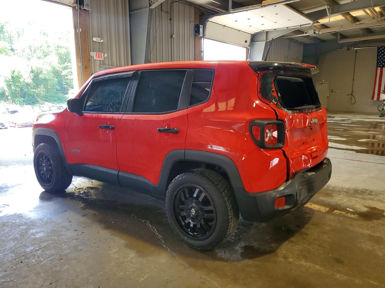 2018 Jeep Renegade Sport - Image 2
