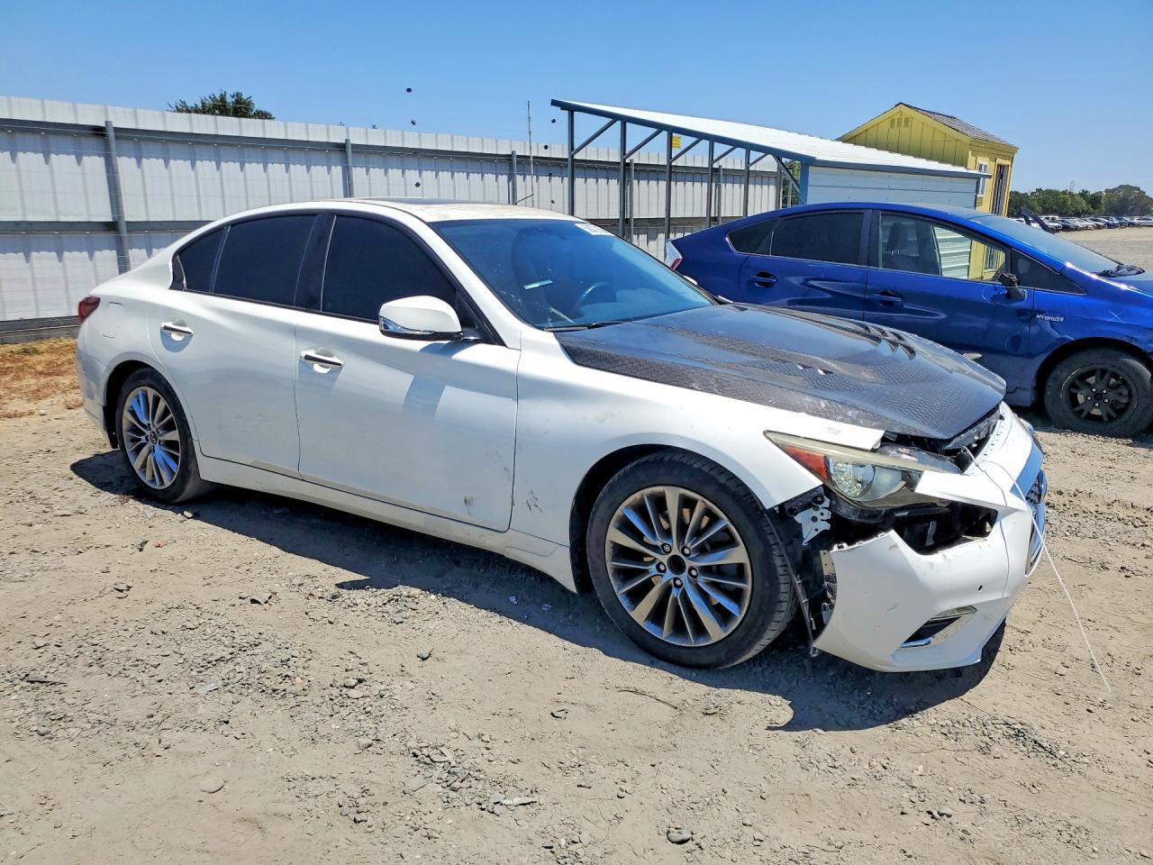 2019 Infiniti Q50 3.0T Luxe - Фото 4