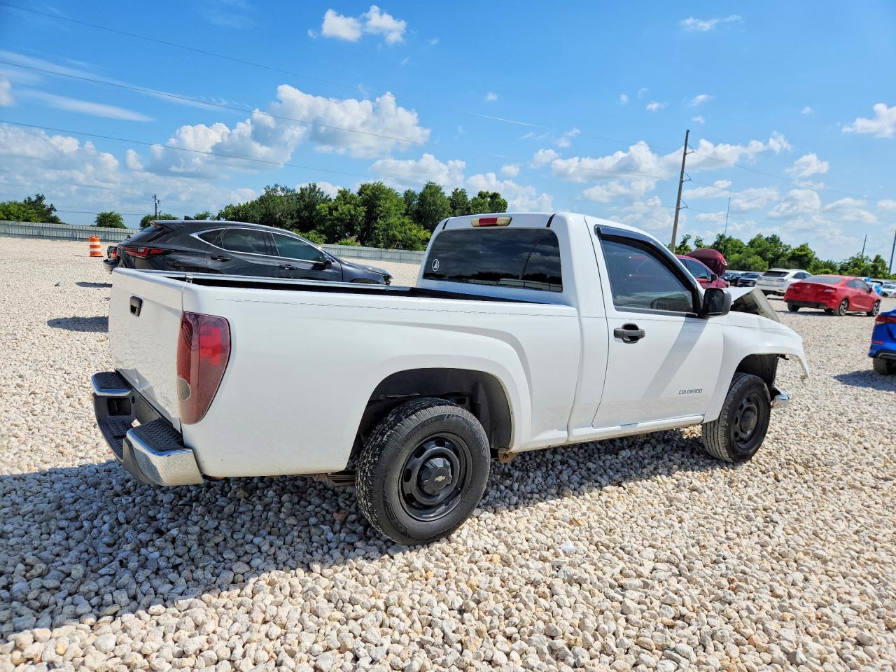 2004 Chevrolet Colorado - Image 3
