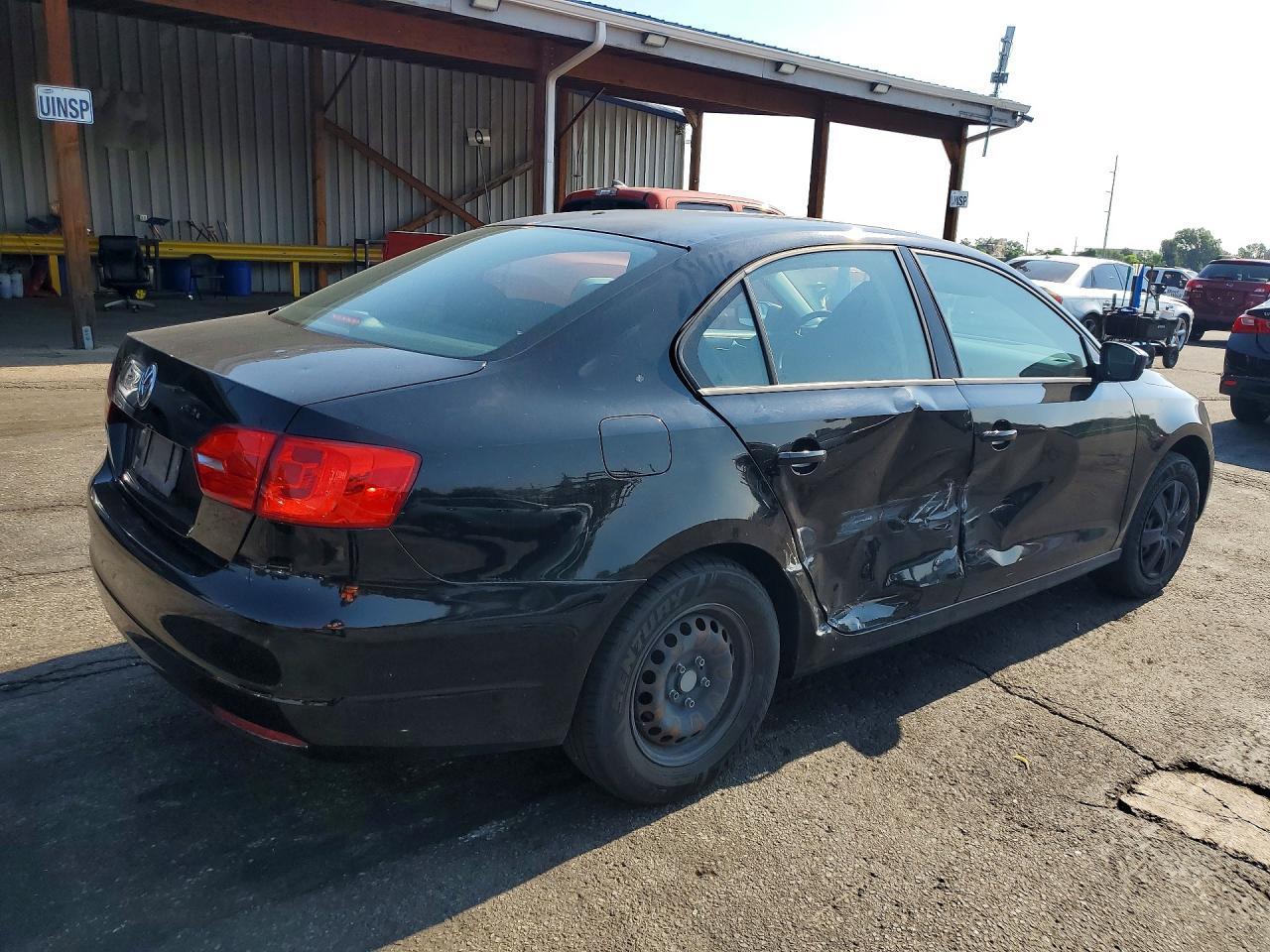 2014 Volkswagen Jetta Base - Фото 3