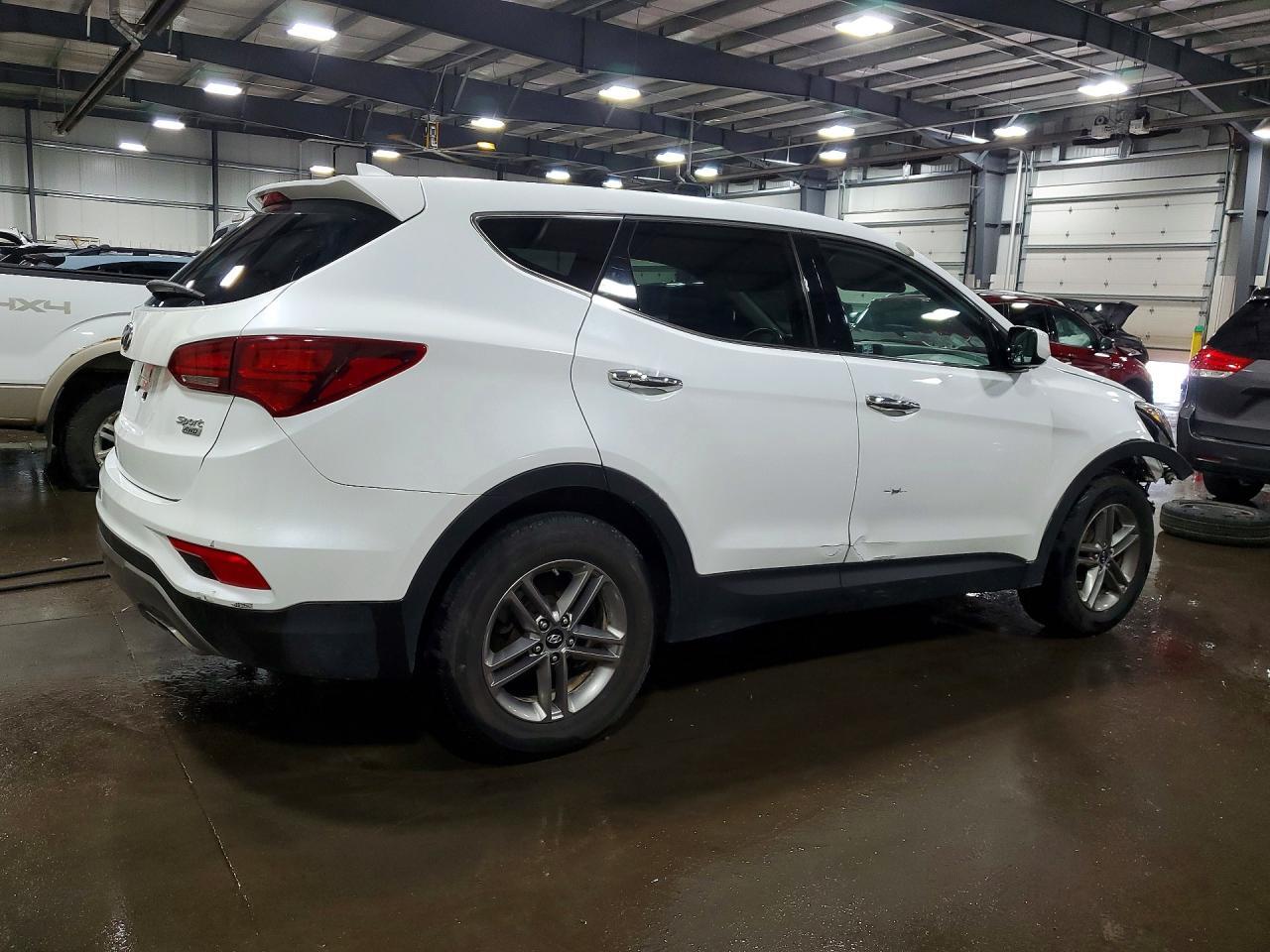 2017 Hyundai Santa Fe Sport 2.4L - Image 3