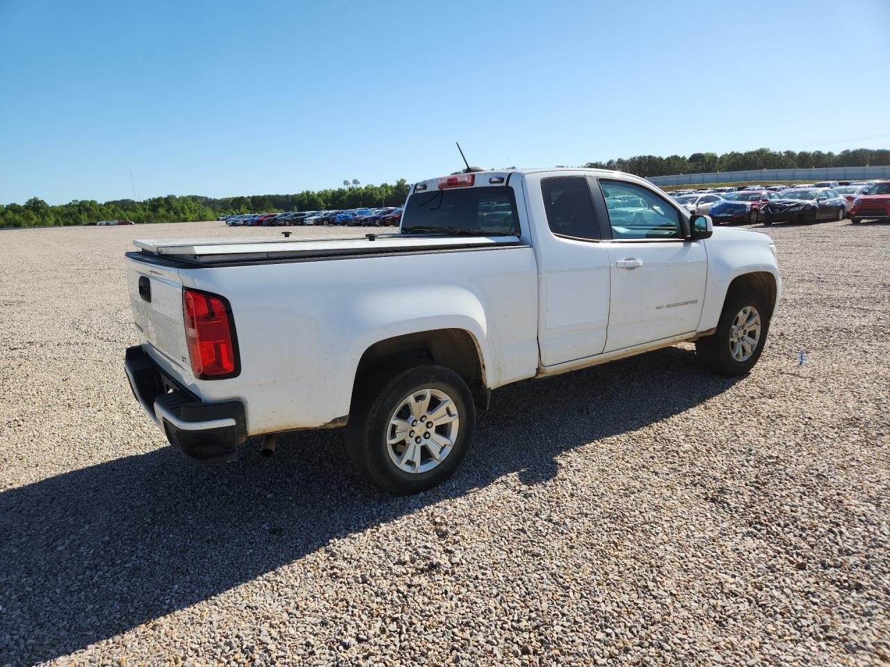2022 Chevy Colorado Lt - Image 3