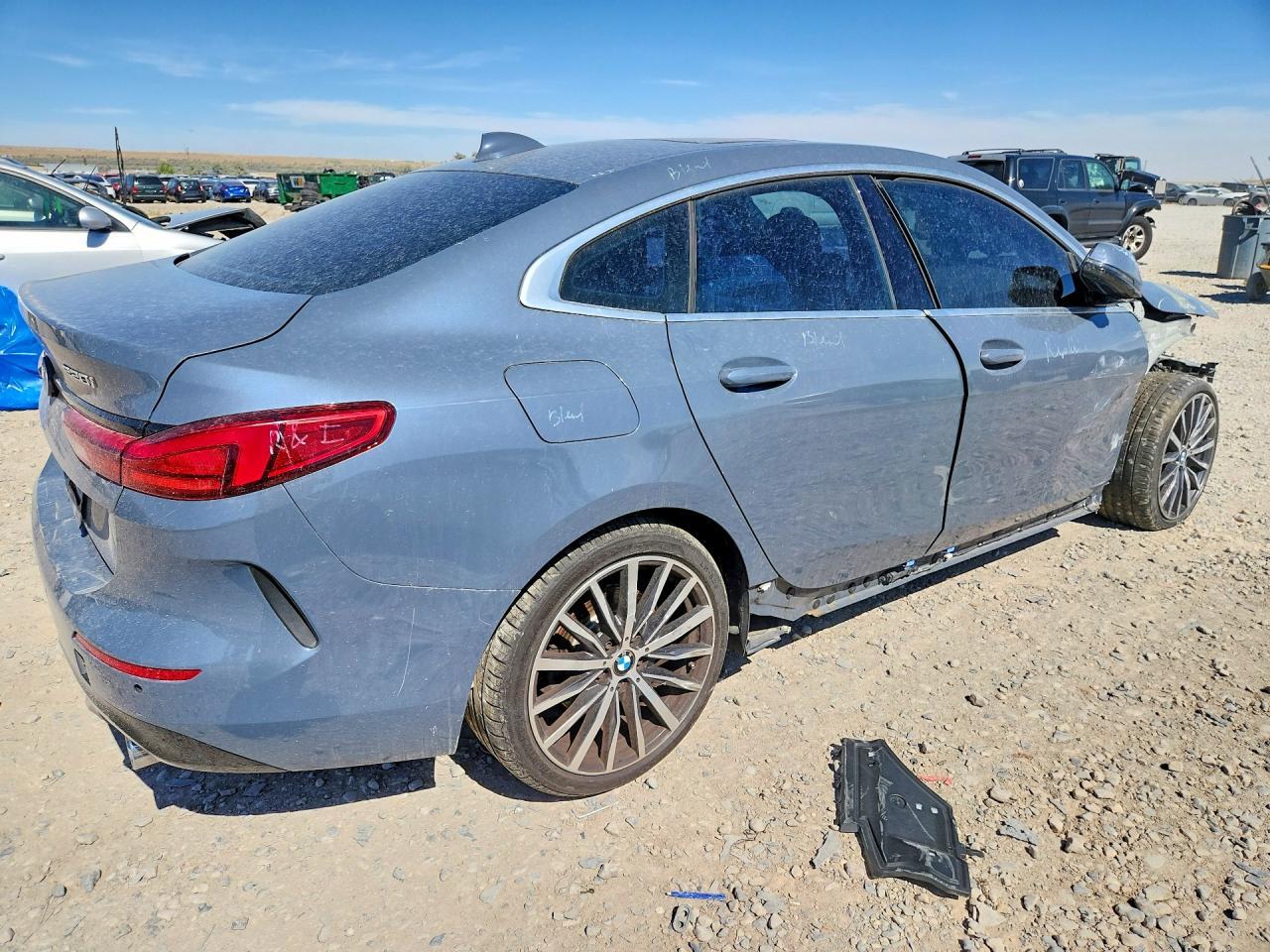 2021 BMW 228I - Фото 3