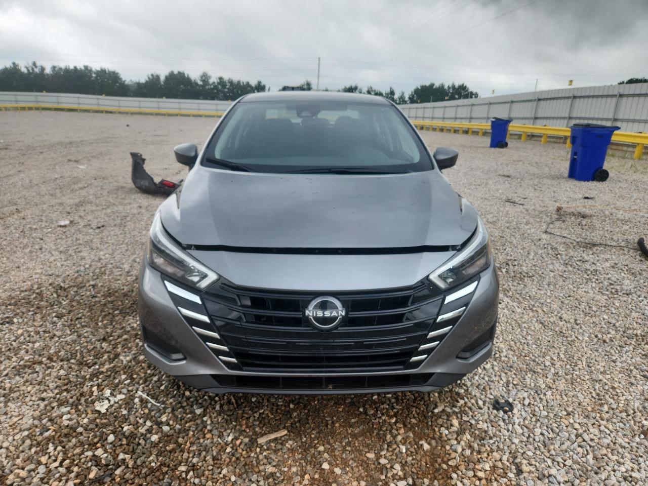 2025 Nissan Versa Sv - Image 5