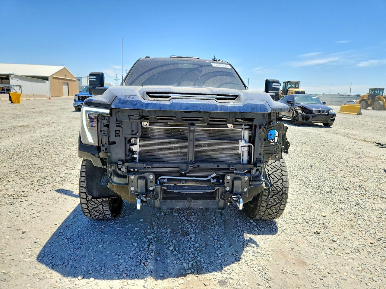 2024 GMC Sierra K3500 Denali Ultimate - Image 5
