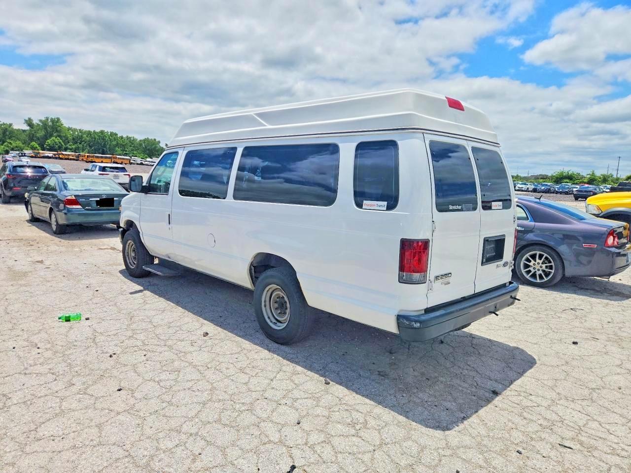 2012 Ford E 250 - Фото 2