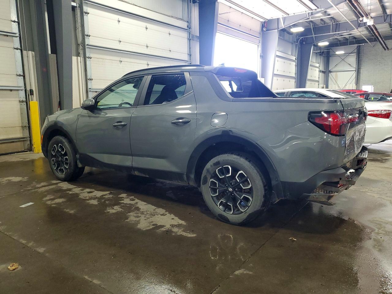 2022 Hyundai Santa Cruz Sel Premium - Image 2