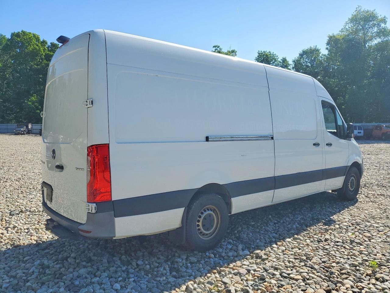 2022 Mercedes-Benz Sprinter 2500 - Фото 3