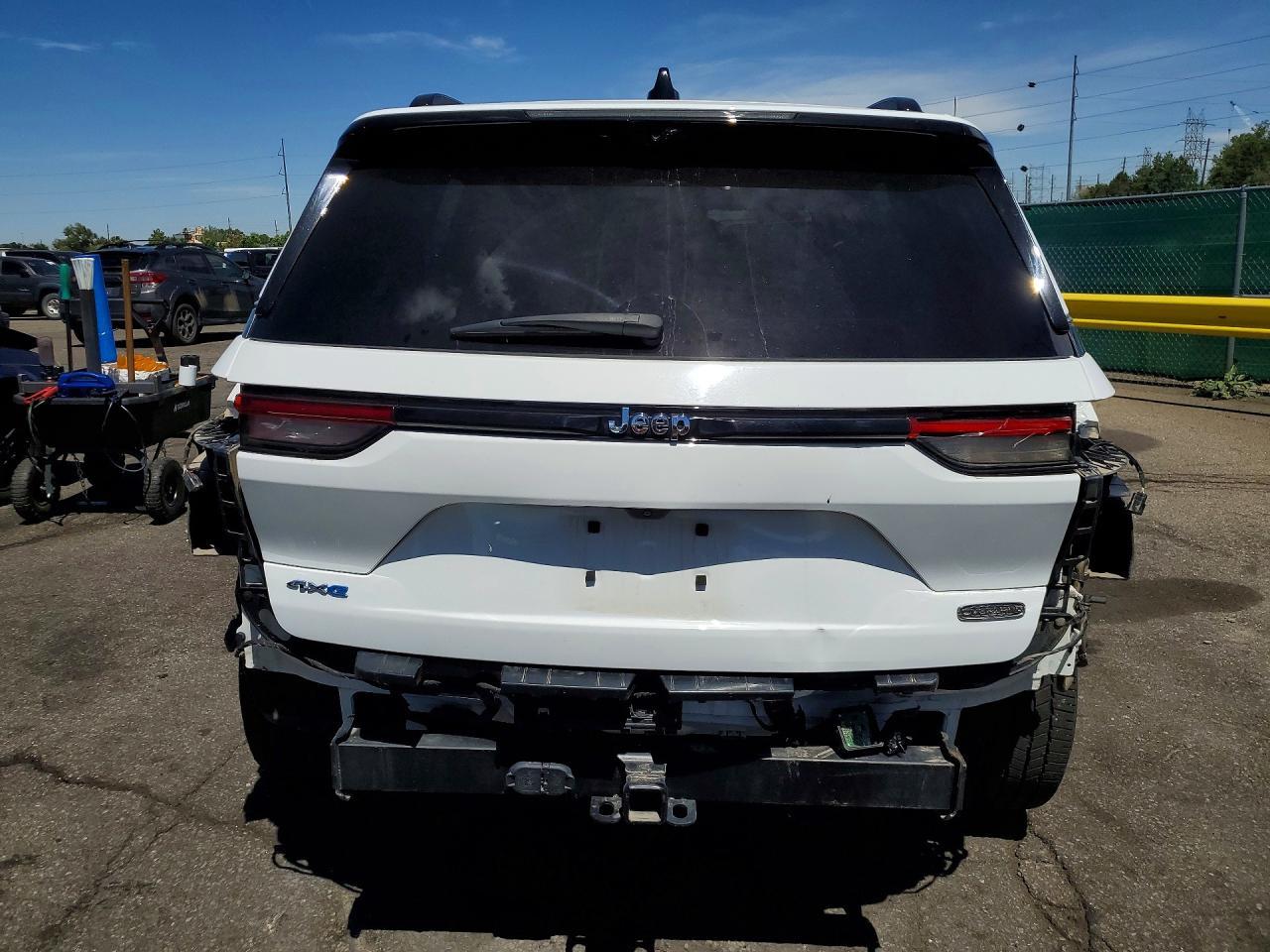 2023 Jeep Grand Cherokee Overland 4Xe - Фото 6