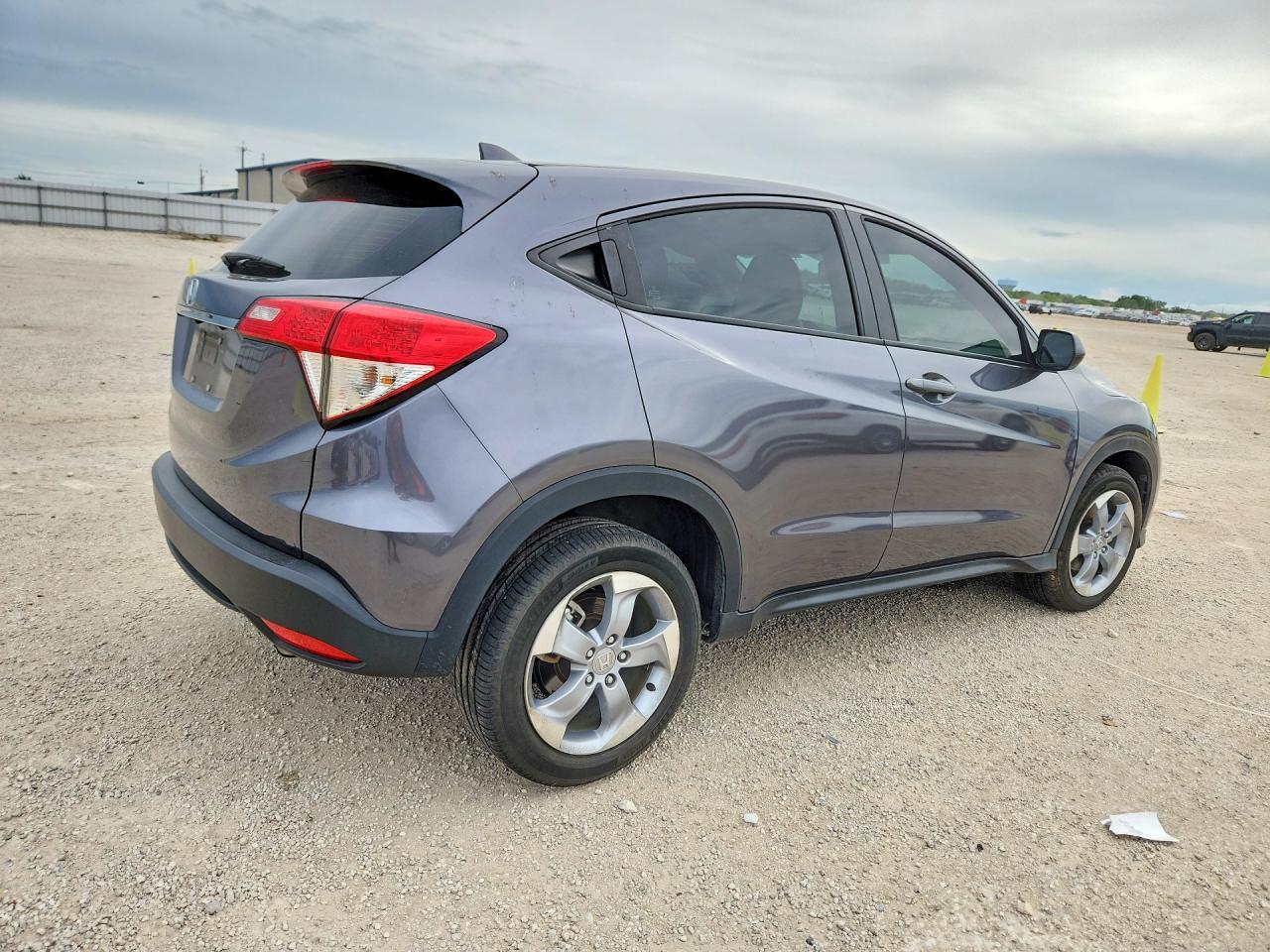 2019 Honda Hr-V Lx - Image 3