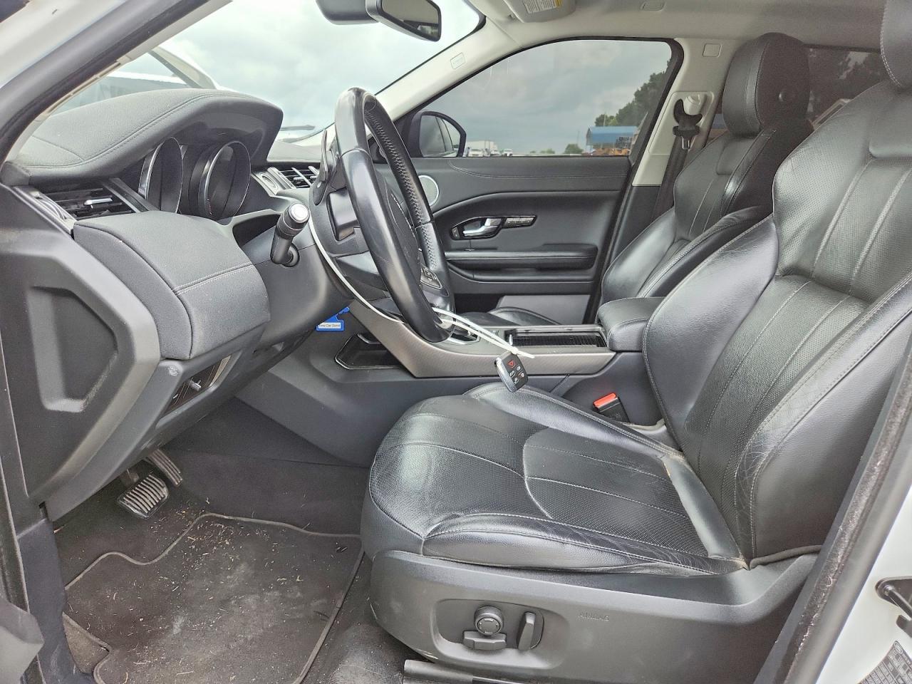 2019 Land Rover Range Rover Evoque Se - Image 7