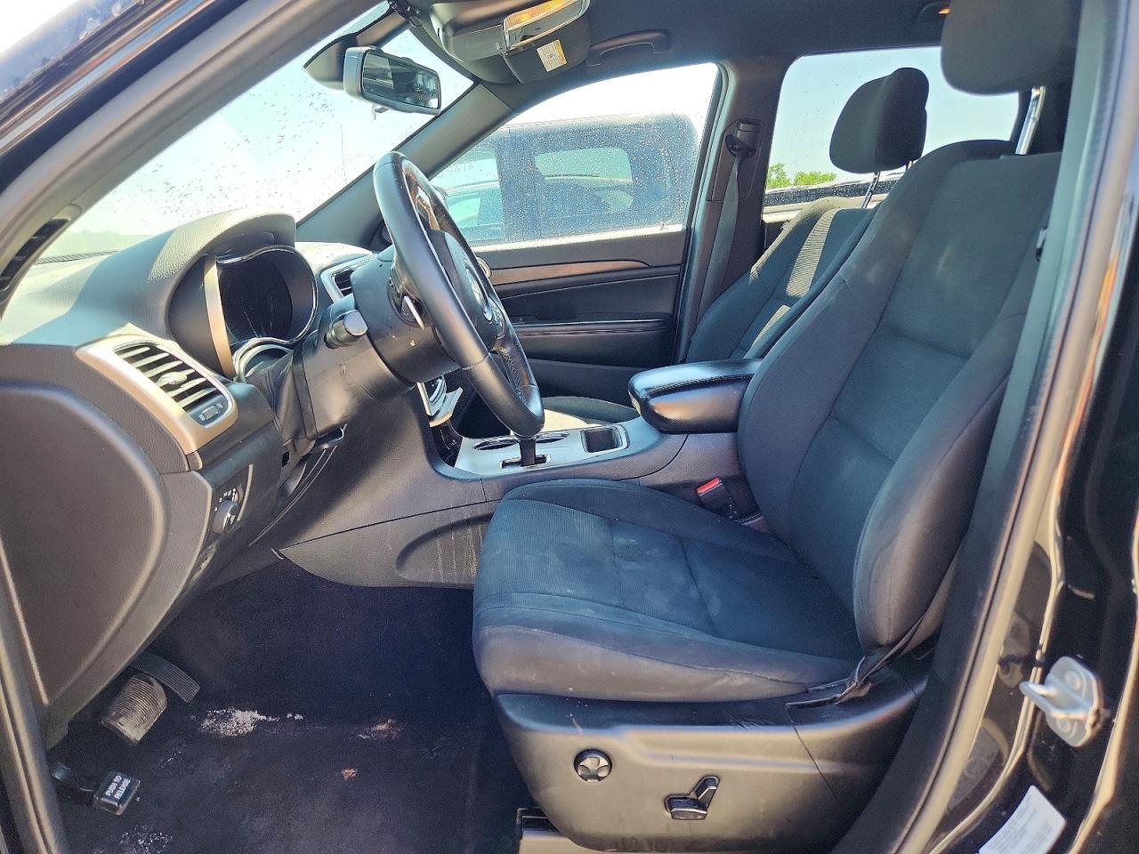 2015 Jeep Grand Cherokee Laredo - Image 7