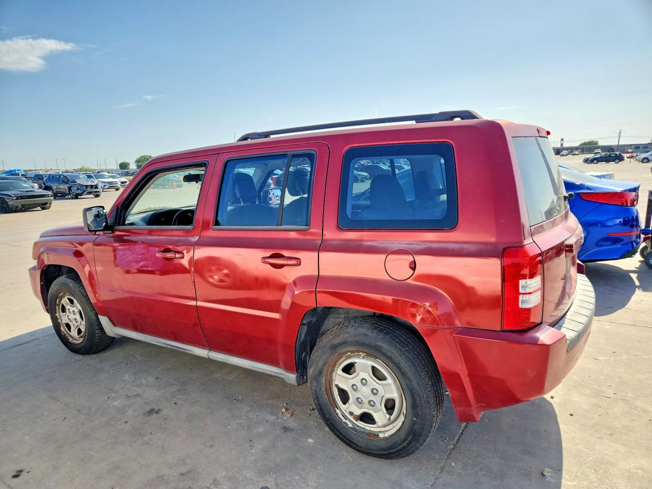 2010 Jeep Patriot - Фото 2
