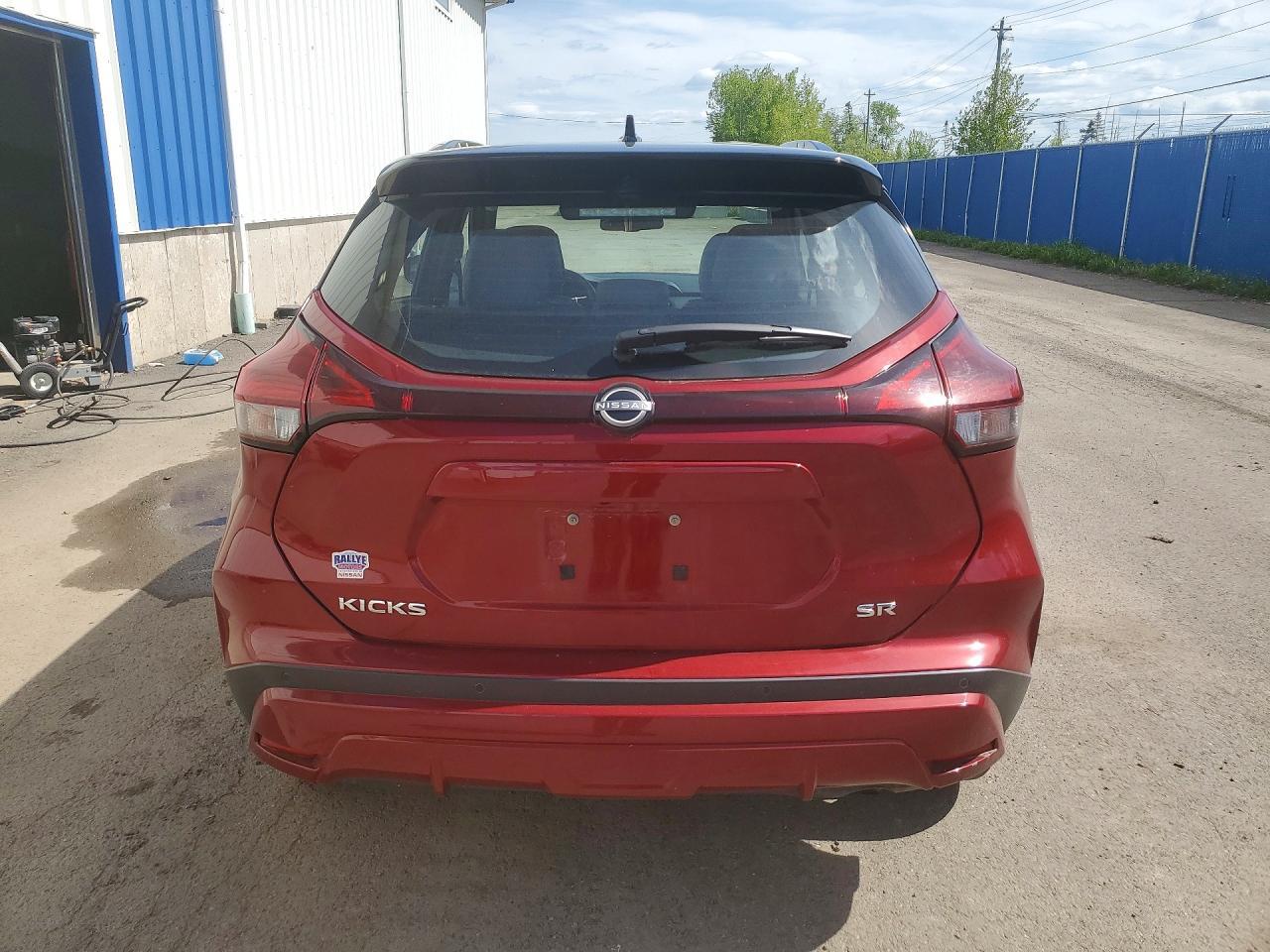 2023 Nissan Kicks Sr - Image 6
