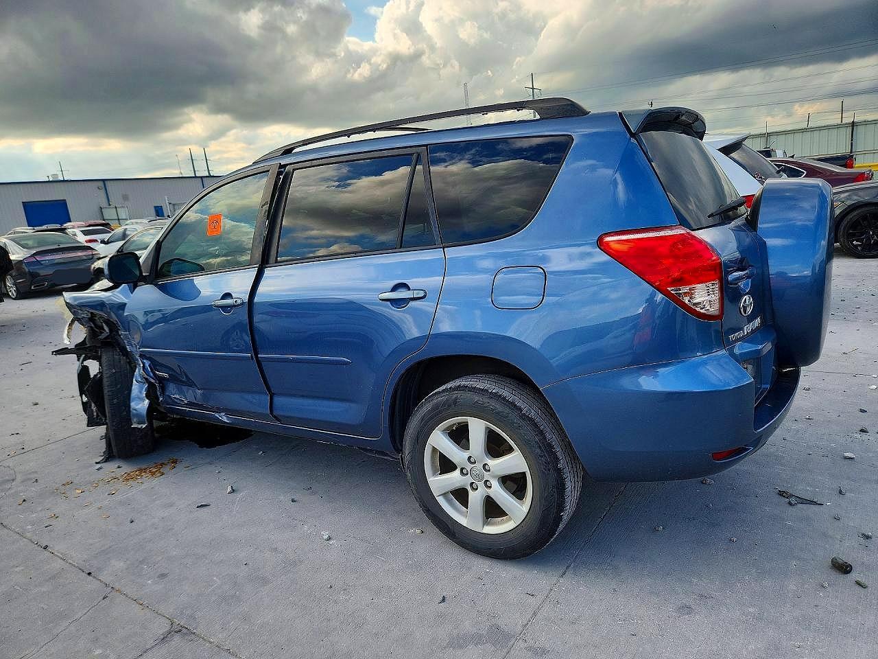 2008 Toyota Rav4 - Image 2