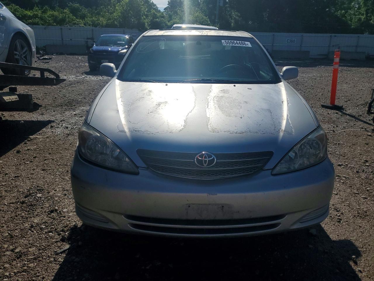 2002 Toyota Camry Xle V6 - Image 5