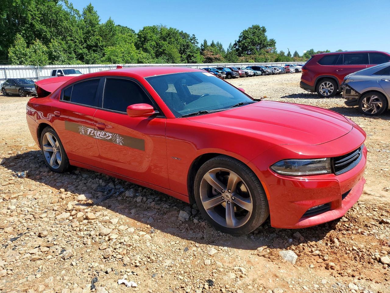 2017 Dodge Charger R - Image 4