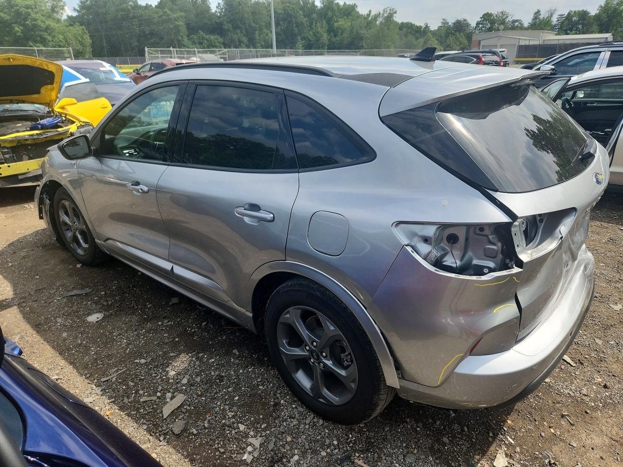 2023 Ford Escape St Line - Фото 2