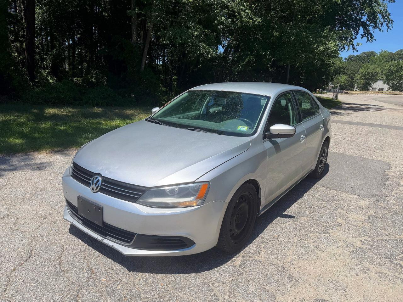 2013 Volkswagen Jetta Se - Фото 2