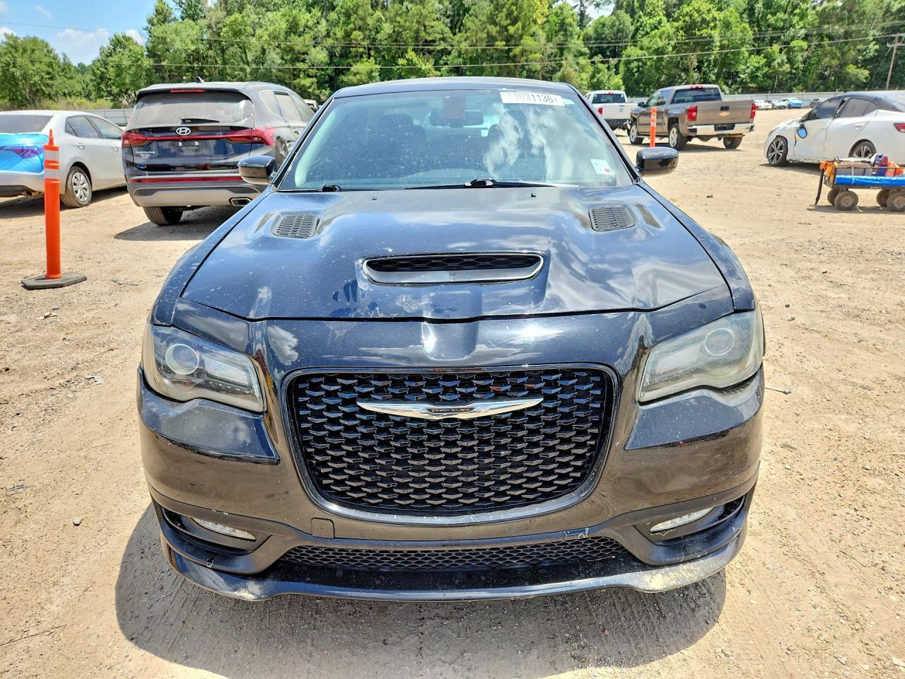 2019 Chrysler 300 Touring - Фото 5