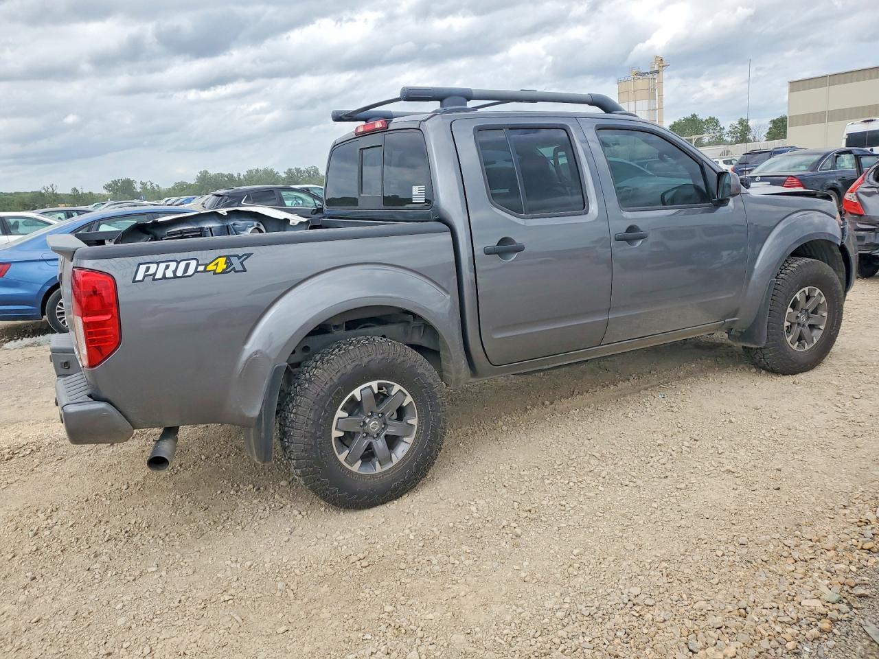 2020 Nissan Frontier Pro-4X - Фото 3
