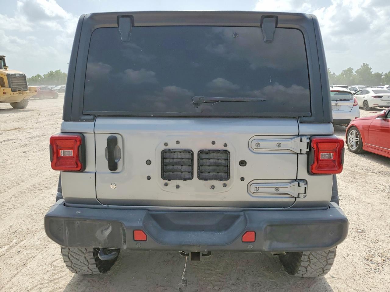 2018 Jeep Wrangler Unlimited Sport - Image 6