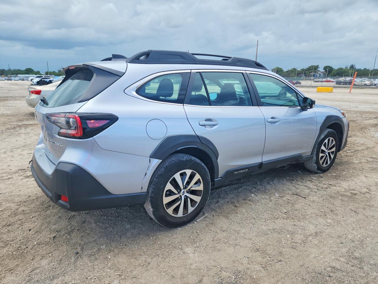 2024 Subaru Outback - Image 3