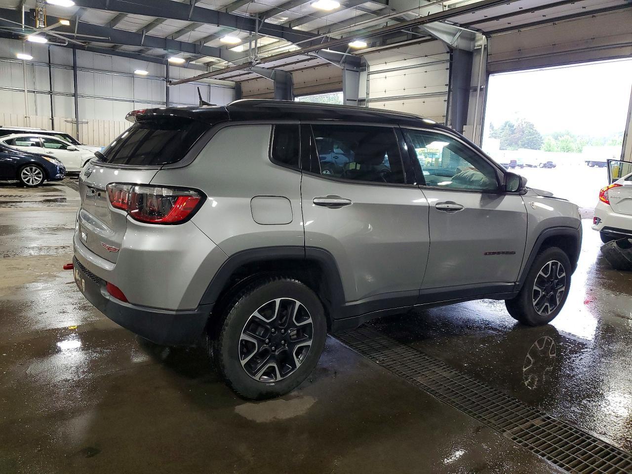 2021 Jeep Compass Trailhawk - Фото 3