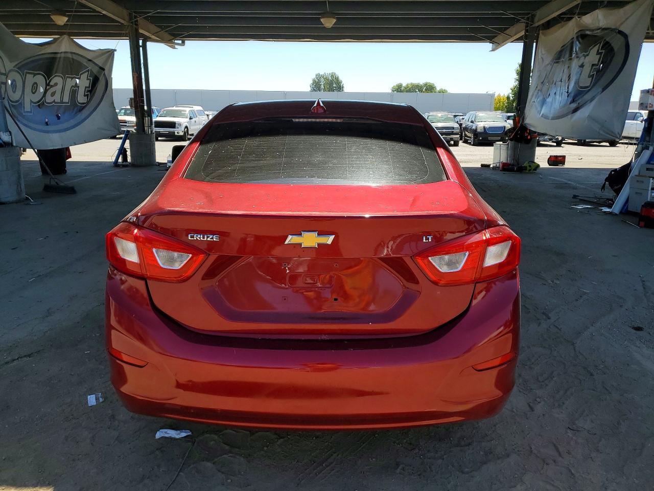 2017 Chevrolet Cruze Lt - Image 6