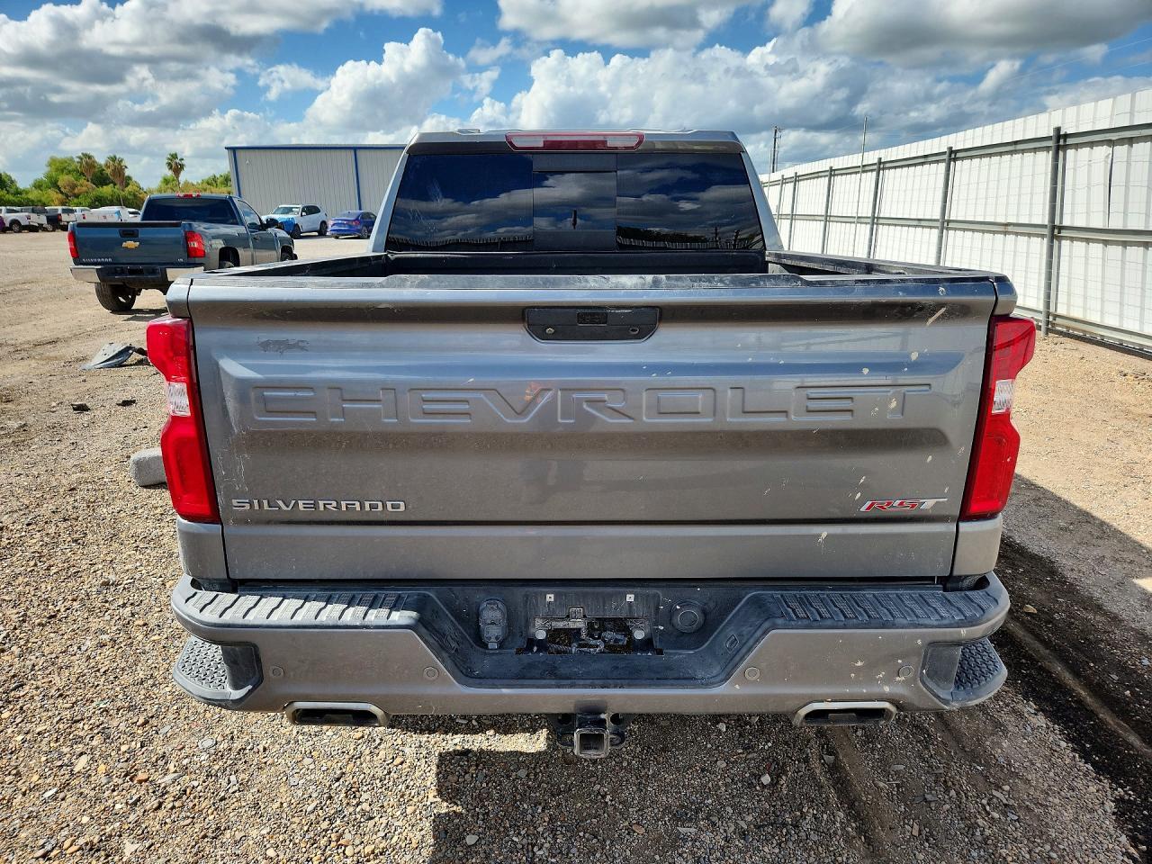 2021 Chevrolet Silverado K1500 Rst - Фото 6