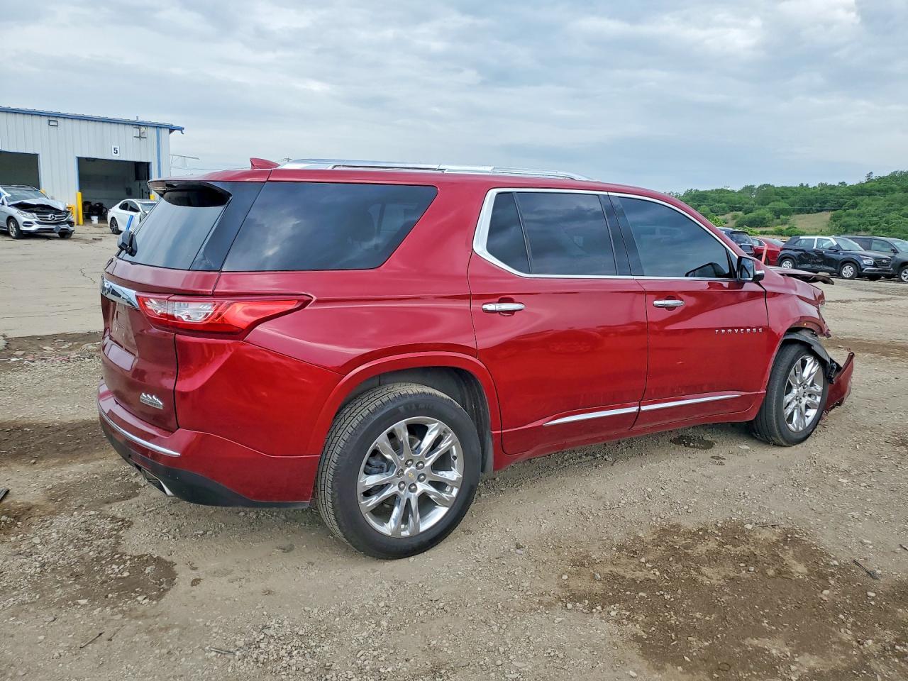 2018 Chevrolet Traverse High Country - Image 3
