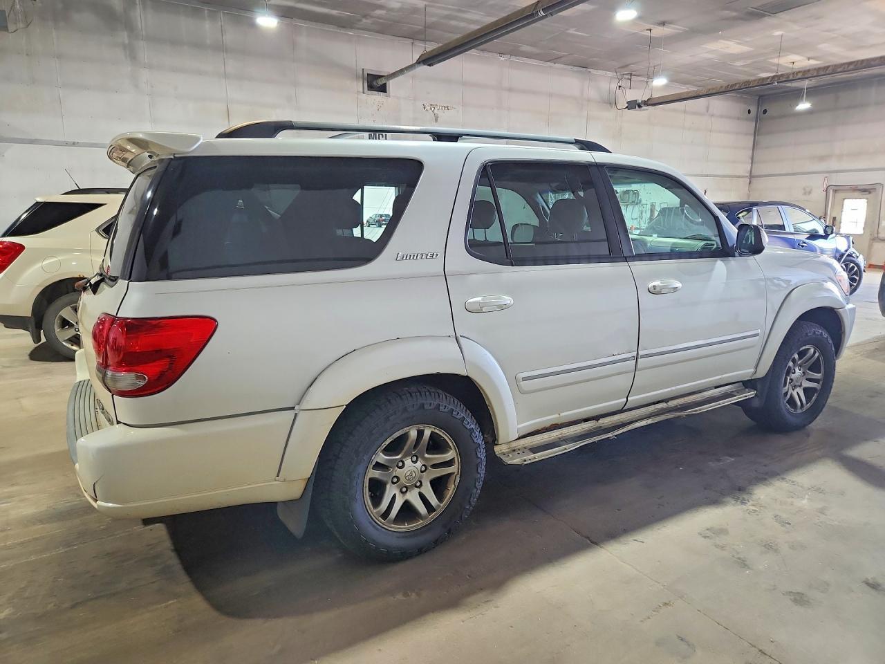 2007 Toyota Sequoia Limited - Image 3