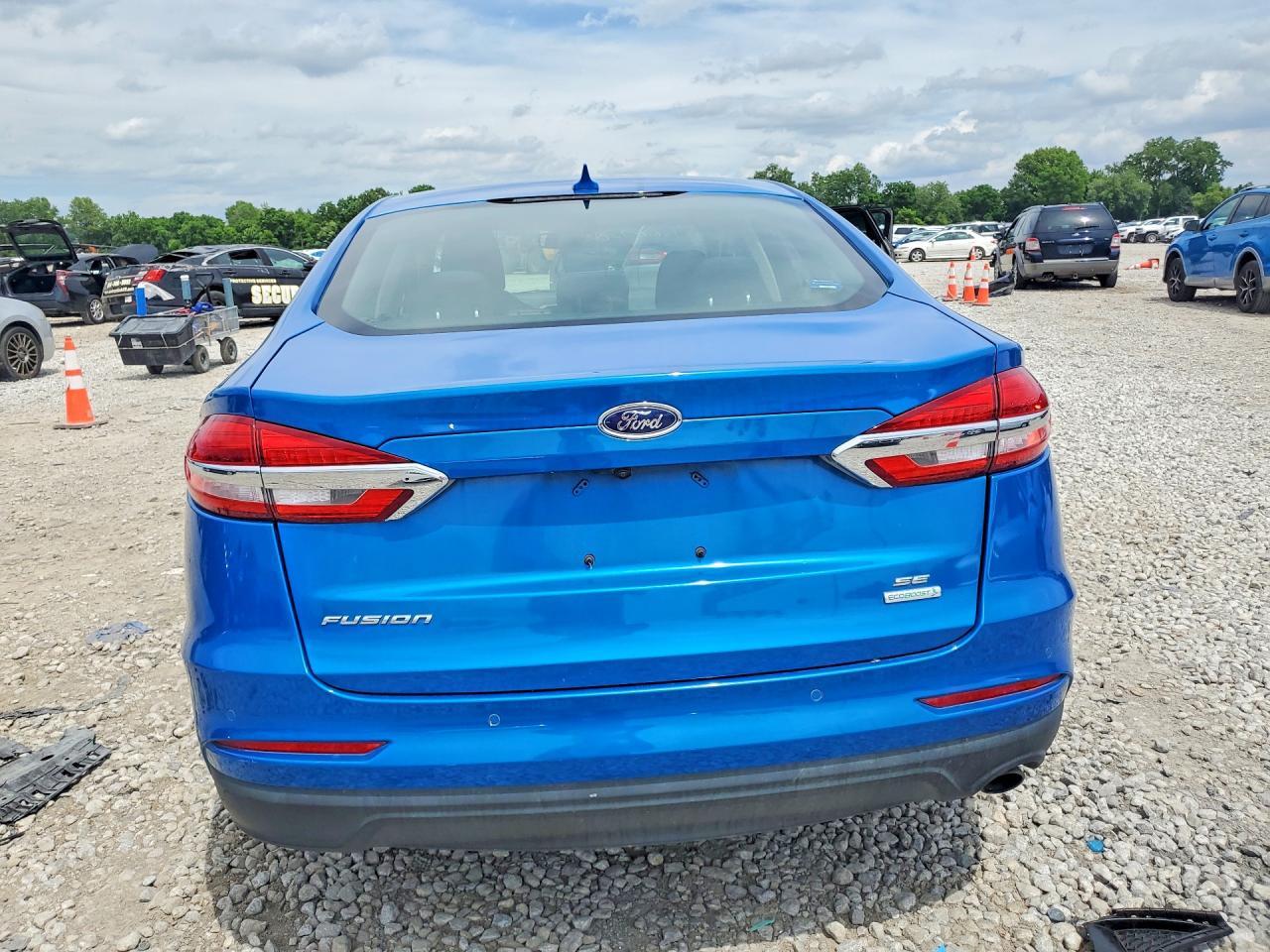 2020 Ford Fusion Se - Image 6