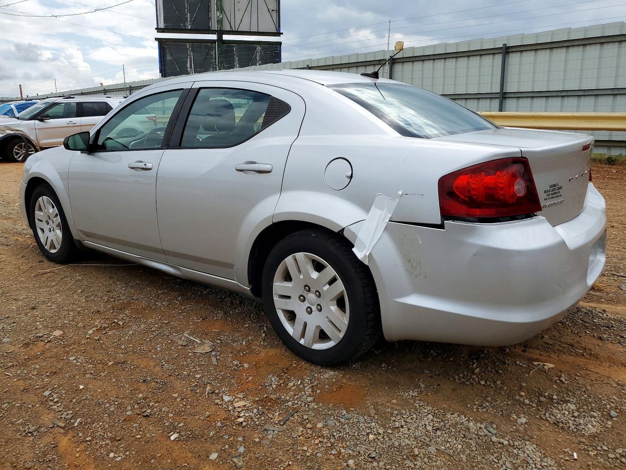 2012 Dodge Avenger Se - Image 2
