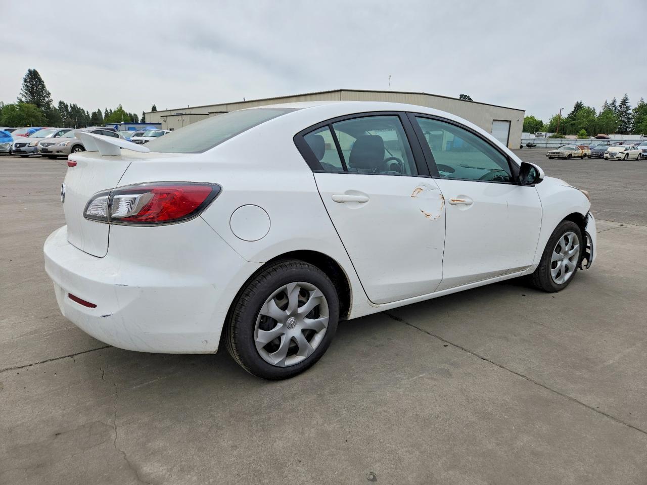 2013 Mazda 3 I - Фото 3