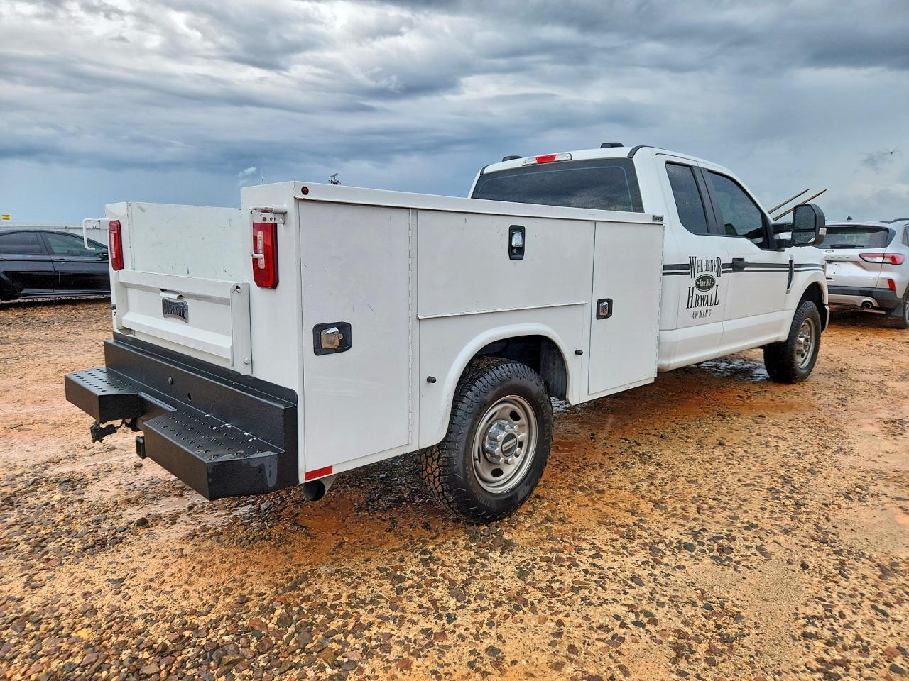 2022 Ford F250 Super Duty - Image 3