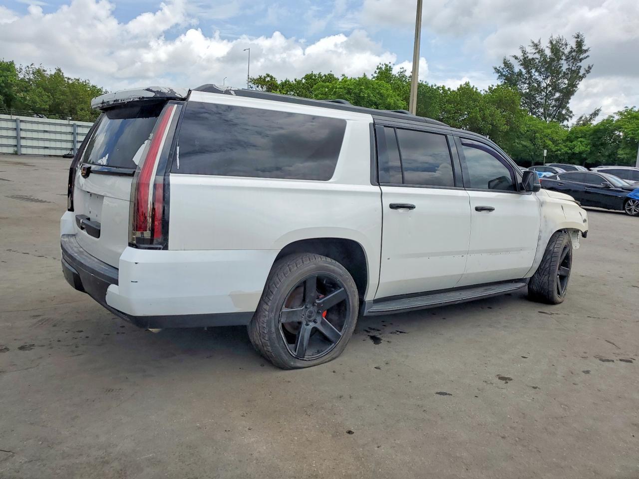 2016 Cadillac Escalade Esv Luxury - Фото 3
