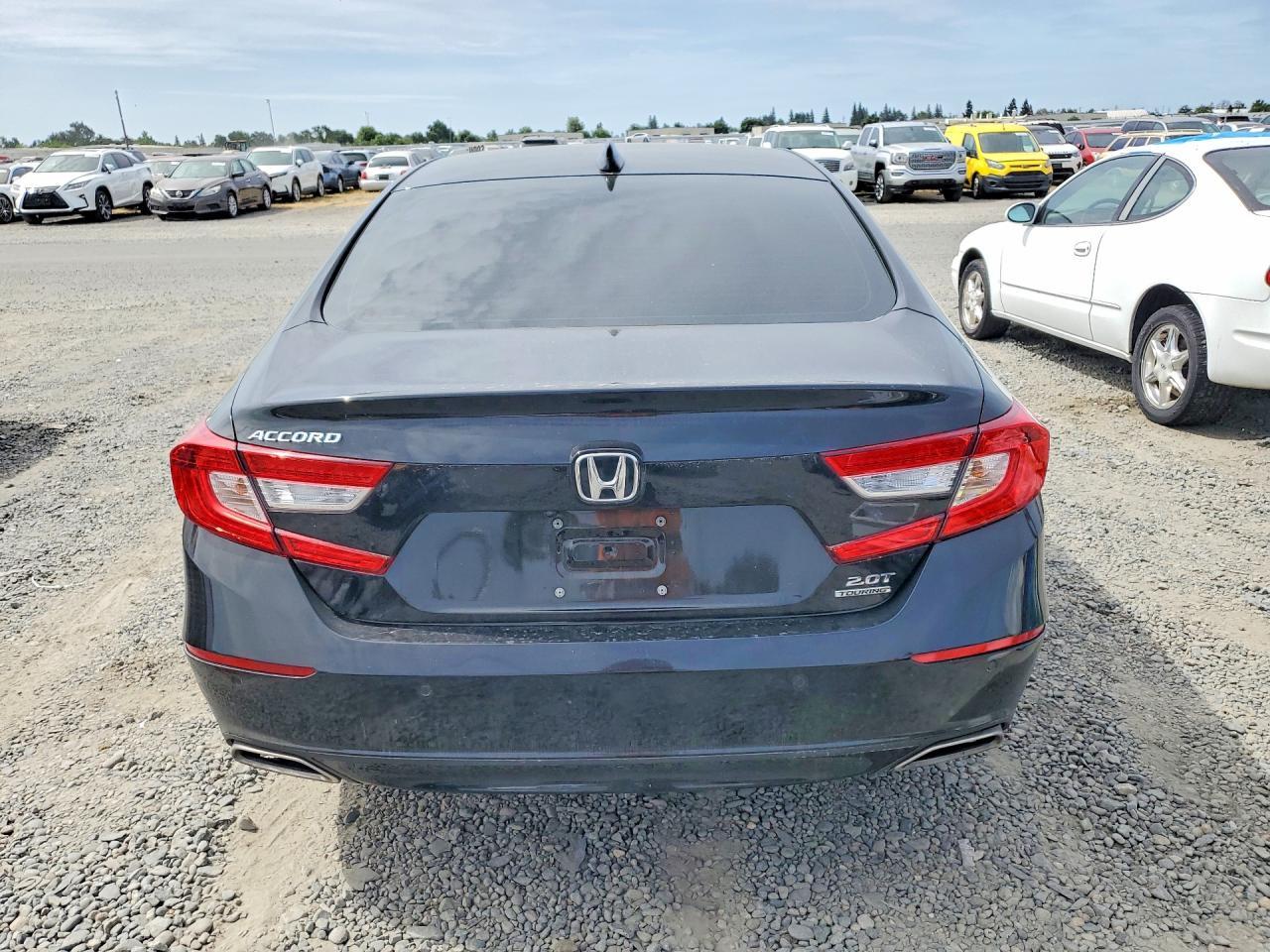 2021 Honda Accord Touring - Image 6