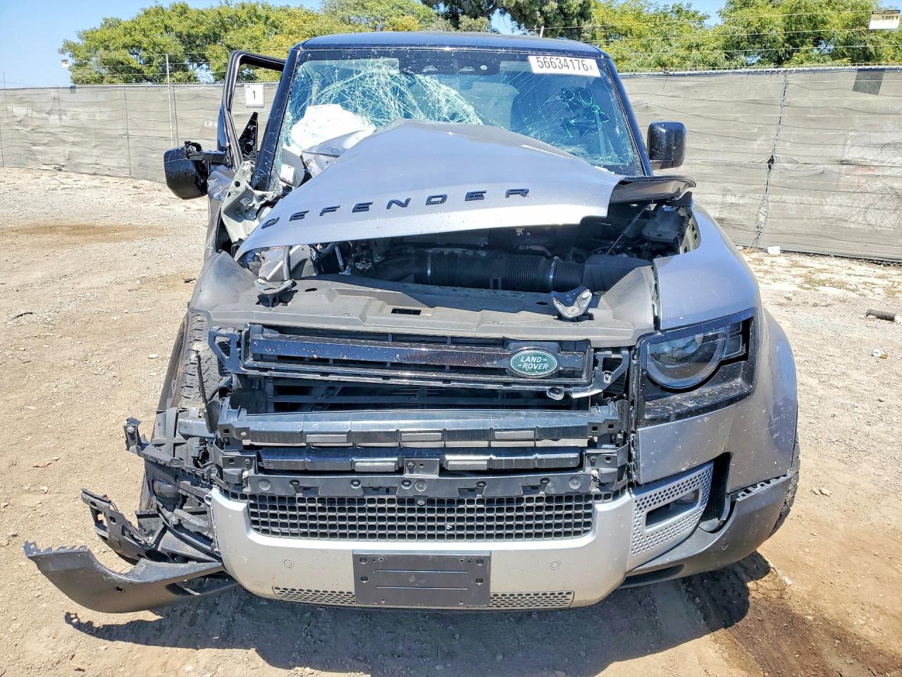 2021 Land Rover Defender 110 Se - Image 5