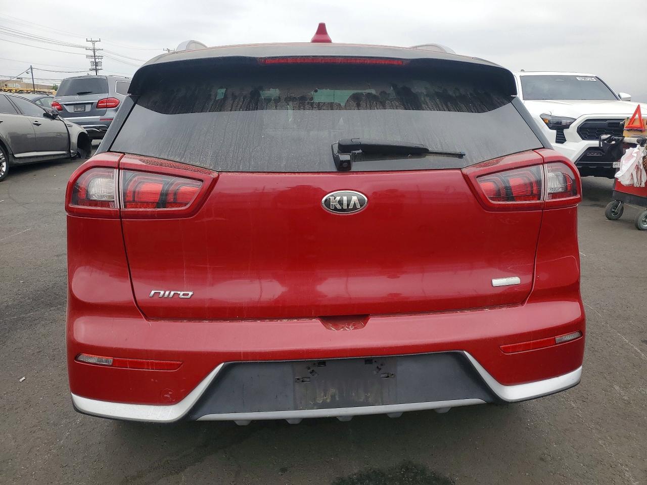 2017 Kia Niro Lx - Фото 6