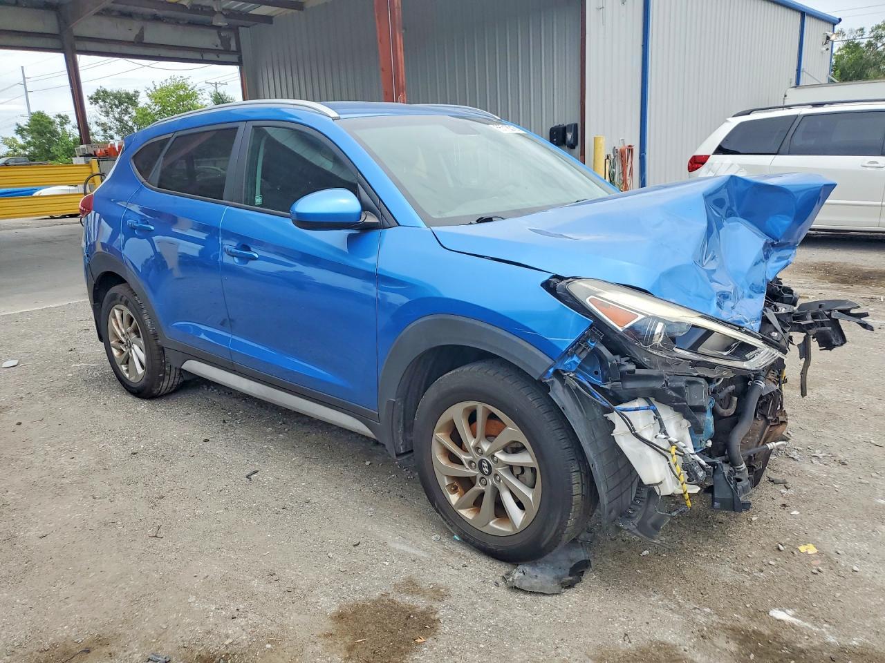 2017 Hyundai Tucson Se - Фото 4