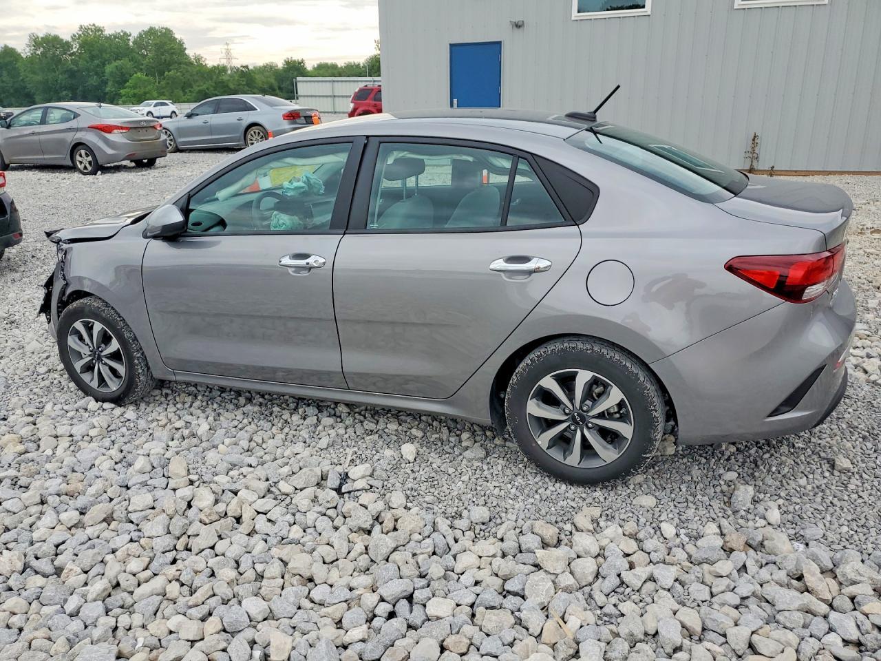 2023 Kia Rio S - Фото 2